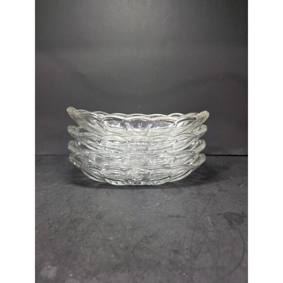 Anchor Hocking Clear Glass Celery Dish Set Of 4, Serving Dishes, Banana Bowls - Picture 9 of 10